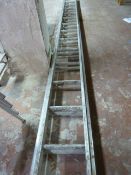 Aluminium Double Extending 30 Rung Ladder
