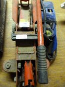 2 Tonne Trolley Jack and a Foot Pump