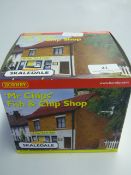 Hornby Mr Chips Fish and Chip Shop Boxed