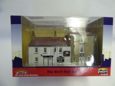 Bachmann The Birch Hall Inn Public House