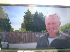 *240 Toshiba 40l5453db 40 inch flat screen tv