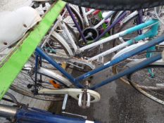 Ladies traditional cycle (blue)