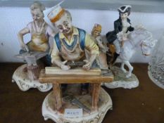 Three Capa de Monte style figures