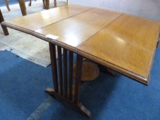 Oak drop leaf occasional table