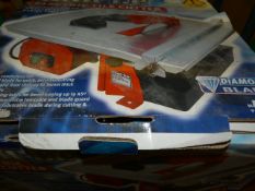 Clarke electric tile cutter