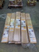 *Pallet Containing Sixteen Packs of Floor Master Easiloc Light Oak Laminate Flooring. Each Pack