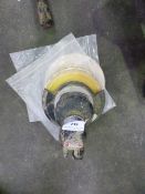 *Pneumatic Orbital Sander with Discs