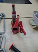 *Two 2 ton bottle jacks
