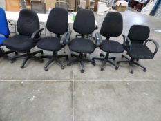 *Five black office upholstered swivel chairs