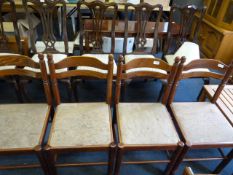 Set of Four Dining Chair with Upholstered Seats