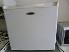 Fridgemaster Counter Top Refrigerator