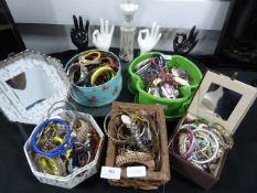 Quantity of Assorted Costume Jewellery and Jewellery Display Items