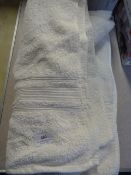 *Charisma Cream Bath Sheet