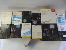 *Six Outdoor Garden Lights