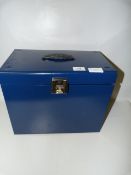 *A4 METAL FILE BOX WITH 10 FILES
