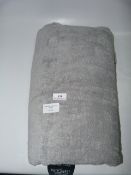 *CHARISMA SILVER BATH SHEET