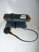 *UV DESKTOP COUNTERFEIT NOTE DETECTOR