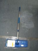 *HV WAXED FLOOR DUSTER