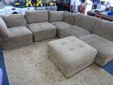 *Six Piece Sectional Lounge Suite in Torpe Fo Saude
