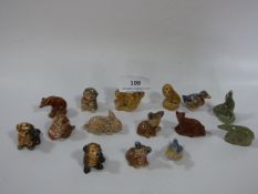 Assortment of Wade Whimsies