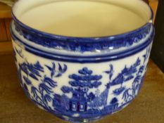 Large Blue and White Willow Pattern Jardiniere