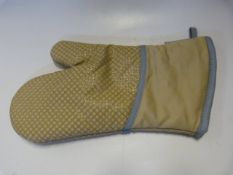 *Kitchenaid Oven Mitt