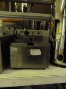 *F41 Ace Catering Stainless Steel Single Basket Countertop Fryer Model:AFS10S