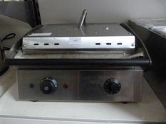 *F13 Stainless Steel Counter Top Electric Contact Grill with Timer