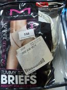 *Two Pairs of Medium Ladies Briefs