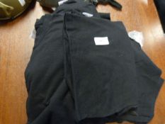 Quantity of Black Fruit of the Loom T-Shirts