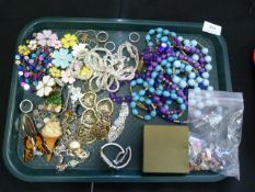 Tray Containing Assorted Costume Jewellery