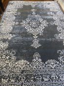 *Vintage Design Rug 230cm by 160cm RRP: £195