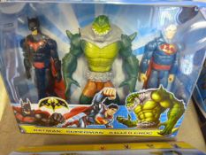 *Batman/Superman Killer Croc Set