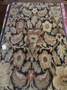 *Walden Traditional Floral Patterned Rug 114cm by 175cm RRP: £125