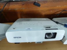 *Epson EBS17 LCD Projector