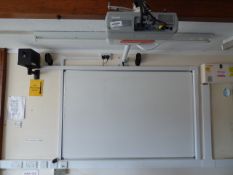 *Epson EMP-400E LCD Projector with Whiteboards and Speakers