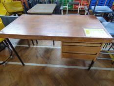 *Single Pedestal Desk on Tubular Legs