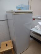 *Single Door Upright Refrigerator