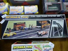 Scalextric C190 Twin Track Pit Stop Set