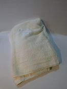 *CHARISMA CREAM BATH SHEET