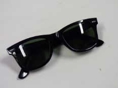 *RAYBAN SUNGLASSES