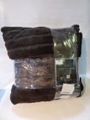 *FAUX FUR CUSHION 2PK