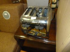 Delonghi Four Slice Chrome Toaster