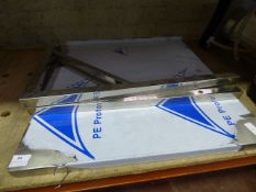 *Stainless Steel Shelf with Brackets E18