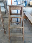 *Set of Three Treadwood Steps