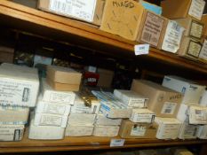 *25 Boxes of Brass Finial Hinges