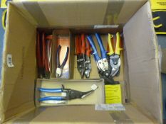 *Box Containing 12 Sets of Tin Snips