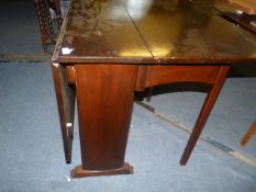 Drop Leaf Mahogany Dining Table