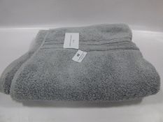 *CHARISMA HAND TOWEL SILVER