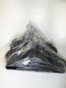 *QUANTITY OF FLOCKED HANGER